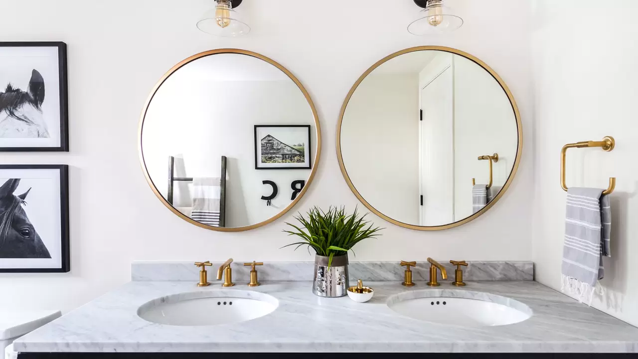 Custom Mirror & Glass Design