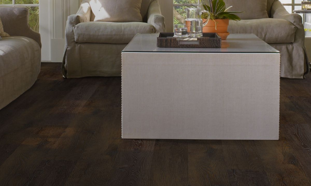 Laminate & Vinyl Flooring