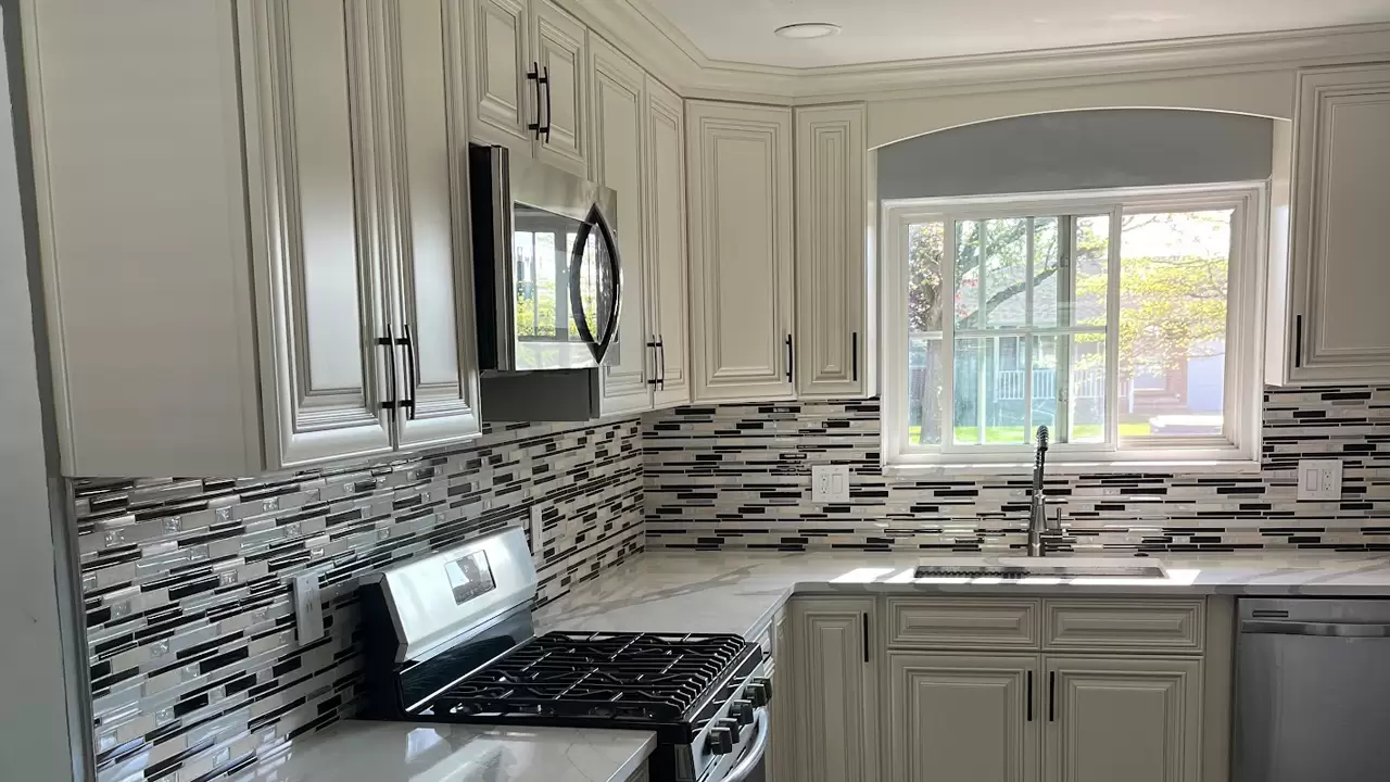 Custom Kitchen Cabinetry