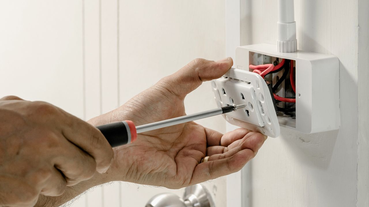 Outlet Installation & Repair